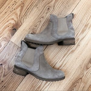 UGG Chelsea Booties